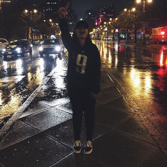 Meet your Posher, Michaela - Picture 1 of 1